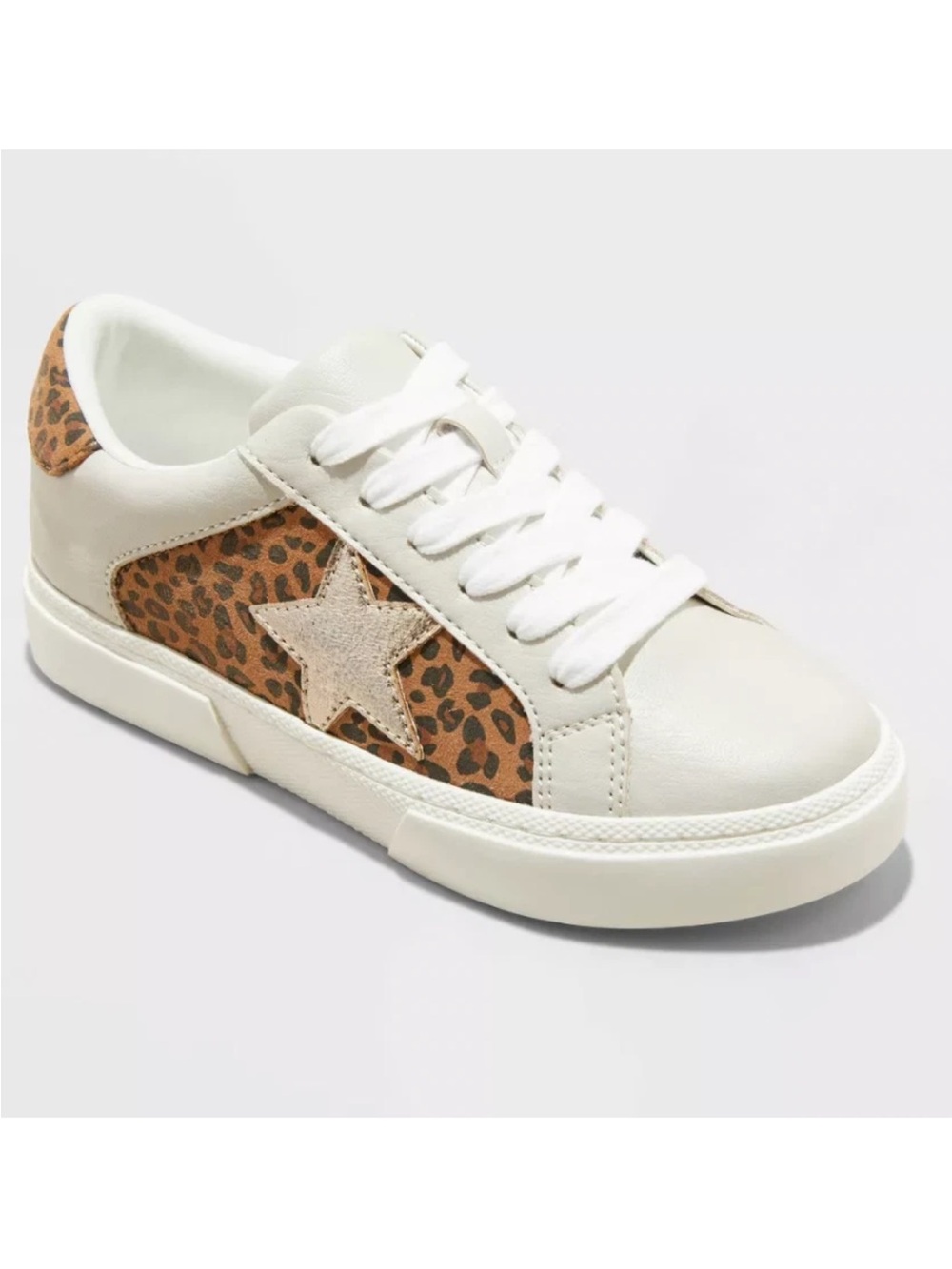 Girls White Leopard Star Accent Low-Top Sneakers Review Pictures - Picture 1 of 4
